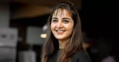 വിവാഹശേഷമുള്ള ഇടവേളയും തിരിച്ചവരവും സ്വീകാര്യതയും; ഇക്വേഷന്‍സ് മാറുകയാണെന്ന് മഞ്ജു വാര്യര്‍