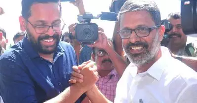 അന്ന് തട്ടി മാറ്റിയ ‘കൈ’കളില്‍ ഒന്നില്‍ ഇന്ന് വിലങ്ങ് വീണിരിക്കുന്നു: പി. സരിന്‍