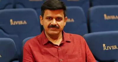 നമ്മൾ ഈ സീനിൽ ഇല്ല കളി കണ്ടാമതി; അർണബ് ഗോസ്വാമിയുടെ കേന്ദ്ര വിമർശനത്തെ പരിഹസിച്ച് സന്ദീപ് വാര്യർ