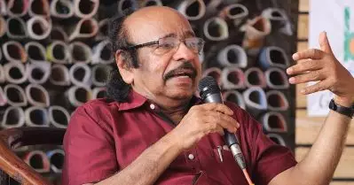 ലജ്ജാവഹം; സാഹിത്യ അക്കാദമി അവാര്‍ഡ് പ്രഖ്യാപനത്തില്‍ കേന്ദ്ര സര്‍ക്കാര്‍ ഇടപെടലിനെ വിമര്‍ശിച്ച് സച്ചിദാനന്ദന്‍