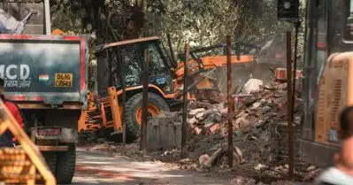 1400 വര്‍ഷം പഴക്കമുള്ള ഹിന്ദുക്ഷേത്രം പൊളിച്ചുനീക്കി ആര്‍.എസ്.എസ്. ആസ്ഥാനത്തിന് പാര്‍ക്കിങ്; വിമര്‍ശനവുമായി പ്രദേശവാസികള്‍