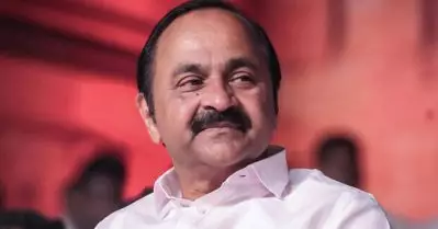 മുഖ്യമന്ത്രിക്കെതിരെ ഫേസ്ബുക്ക് പോസ്റ്റ്; വിരമിക്കാന്‍ രണ്ട് ദിവസം ബാക്കിനില്‍ക്കെ സ്‌കൂള്‍ പ്രിന്‍സിപ്പലിന് സസ്‌പെന്‍ഷന്‍
