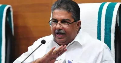 ആര്‍.എസ്.എസ് ഉയര്‍ത്തുന്ന വര്‍ഗീയതയെ ന്യൂനപക്ഷ വര്‍ഗീയത കൊണ്ട് തടയാന്‍ കഴിയില്ല: എന്റെ വാക്കുകള്‍ വളച്ചൊടിച്ചു: സജി ചെറിയാന്‍