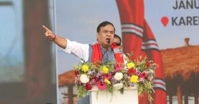 അവരെ കഷ്ടപ്പെടുത്തുകയാണ് എന്റെ ജോലി; അസം മുഖ്യമന്ത്രിയുടെ വിദ്വേഷ പരാമര്‍ശത്തിനെതിരെ പ്രതിഷേധം