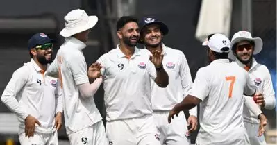 12 വിക്കറ്റുകളുമായി ദല്‍ഹി ക്യാപിറ്റല്‍സ് പേസര്‍; ജമ്മു കാശ്മീര്‍ ചരിത്ര സെമി ഫൈനലില്‍
