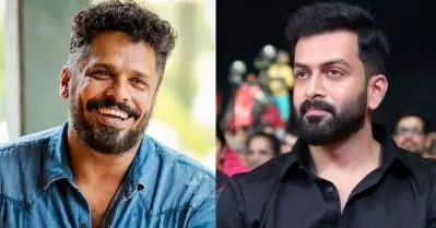 നീലവെളിച്ചത്തില്‍ കഴിഞ്ഞില്ല, ഇനി അടുത്ത ഊഴം; ആഷിഖ് അബുവും പൃഥ്വിരാജും ഒന്നിക്കുന്നുവെന്ന് റിപ്പോര്‍ട്ട്