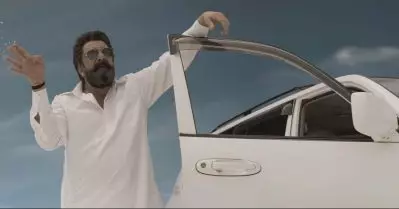 രണ്‍വീറും അക്ഷയ് ഖന്നയുമൊന്നുമല്ല, ഡെവിളിഷ് ഇന്‍ട്രോ കിട്ടിയത് ഇങ്ങേര്‍ക്കാണ്, ധുരന്ധറില്‍ കൈയടി നേടി സഞ്ജു ബാബ
