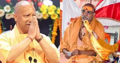 യോഗിയുടെ വിമര്‍ശകനായ അവിമുക്തേശ്വരാനന്ദയ്‌ക്കെതിരായ പോക്‌സോ കേസ്; കെട്ടിച്ചമച്ചതെന്ന് പ്രതിപക്ഷം