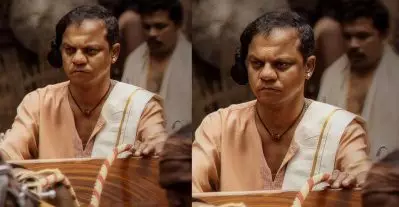 ‘ഞാൻ പാണൻ അല്ല പുലയൻ അല്ല പറയൻ അല്ല’ സഹിക്കാൻ കഴിയാത്ത ഡയലോഗുകൾ’ ധർമ്മജന്റെ ക്‌ളീറ്റസിനെ വിമർശിച്ച് സോഷ്യൽ മീഡിയ