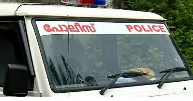 ബി.ജെ.പി സീൽ വിവാദം: തെരഞ്ഞെടുപ്പ് ഓഫീസർ വിശദീകരണം നൽകിയിട്ടും വ്യാജ പ്രചാരണം തുടരുന്നു; നടപടിയെടുത്തതിൽ വിശദീകരണവുമായി കേരള പോലീസ്
