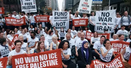 Protest demanding end to US military aid to Israel; Dozens of protesters arrested in New York