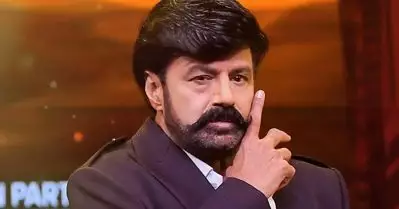 ഒറ്റയടിക്ക് ബാലയ്യ ഒരു കുപ്പി മൊത്തം കുടിച്ച് തീര്‍ത്തു, ആലില പോലെ കുഴഞ്ഞുവീണു; അനുഭവം പങ്കുവെച്ച് നന്ദു