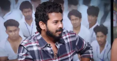 25 വയസ് വരെ തമാശയാണെന്ന് കരുതിയ പലതും പൊളിറ്റിക്കലി കറക്ടല്ലെന്ന് മനസിലായി, അത്തരം കാര്യങ്ങള്‍ ഒരിക്കലും റീലില്‍ കാണിക്കില്ല: ദേവരാജ്