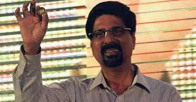 ഡോക്ടറുടെ സര്‍ട്ടിഫിക്കറ്റ് മാത്രം ഉപയോഗിച്ച് നിങ്ങള്‍ക്ക് കളിക്കാനാകില്ല; ഓള്‍റൗണ്ടറെയും സെലക്ടര്‍മാരെയും വിമര്‍ശിച്ച് ക്രിസ് ശ്രീകാന്ത്