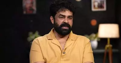 അവസാന നിമിഷമാണ് വിനീത് ഇല്ലെന്ന് പറയുന്നത്, ആറ് മാസം കൂടെ നിൽക്കാൻ പറ്റിയ ഒരു താരത്തെ കിട്ടാൻ ബുദ്ധിമുട്ടായിരുന്നു: വിജയ് ബാബു