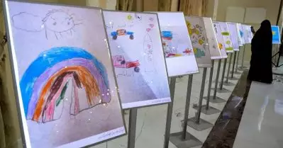 ‘അവര്‍ ഇപ്പോഴും സൂര്യനെ വരയ്ക്കുന്നു’; ദല്‍ഹിയില്‍ മിനാബ് പെണ്‍കുട്ടികളുടെ കലാസൃഷ്ടികളുടെ പ്രദര്‍ശനം
