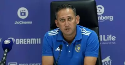 അവൻ ടി-20 മാത്രമേ കളിക്കുന്നുള്ളൂ: സൂപ്പർതാരത്തെ ഒഴിവാക്കിയതിനെക്കുറിച്ച് അഗാർക്കർ