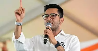 ബംഗാള്‍ ഇപ്പോള്‍ സാക്ഷ്യം വഹിക്കുന്നത് ഡബിള്‍ എഞ്ചിന്‍ ദുരന്തം: അഭിഷേക് ബാനര്‍ജി