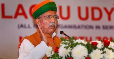 പശുവിനെ ദേശീയ മൃഗമാക്കാനോ ഗോവധനിരോധനം നടപ്പിലാക്കാനോ നിലവില്‍ ഉദ്ദേശമില്ല; സമയമാവുമ്പോള്‍ അറിയിക്കും: കേന്ദ്രമന്ത്രി