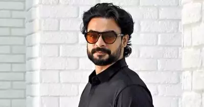 ഒരു പെണ്‍കുട്ടിയുടെ പേരില്‍ ഫേക്ക് അക്കൗണ്ട് തുടങ്ങി, രാത്രി വന്ന മെസേജ് കണ്ട് ഞാന്‍ തന്നെ ഞെട്ടി: ടൊവിനോ തോമസ്