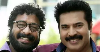 കാലിലെ നഖം വളര്‍ന്നത് വരെ മമ്മൂക്ക ശ്രദ്ധിക്കും; താരത്തെ കുറിച്ചുള്ള അനുഭവം പങ്കുവെച്ച് ഹരിശ്രീ അശോകന്‍