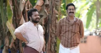 അതിലൊരു ഡയറക്ടർ ബ്രില്യൻസ് ഇല്ല, 4 ഷോ കൂടുതൽ കിട്ടാനാണ് അങ്ങനെ ചെയ്തത്: കൃഷ്ണദാസ് മുരളി