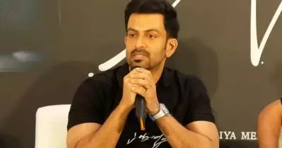 ‘പഠിക്കേണ്ട കാര്യങ്ങള്‍ നമ്മുടെ അടുത്ത് മാത്രമേയുള്ളൂ എന്ന് ഞാന്‍ ഒരിക്കലും പറഞ്ഞിട്ടില്ല’: പൃഥ്വിരാജ് സുകുമാരന്‍