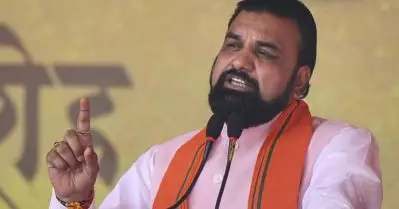 ബീഹാറിലെ കോളേജുകളില്‍ രാത്രി എട്ട് മണിവരെ ക്ലാസുകള്‍; വിദ്യാര്‍ത്ഥികള്‍ വിദ്യാഭ്യാസത്തിനായി പുറത്തേക്ക് പോവുന്നത്‌ തടയാനെന്ന്‌ സാമ്രാട്ട് ചൗധരി