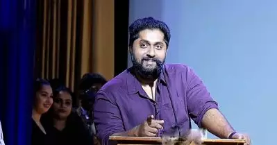 തിയേറ്ററിലായിരുന്നെങ്കില്‍ എഴുന്നേറ്റ് നിന്ന് കൈയടിച്ചേനെ, അത്രക്ക് കിടിലനായിരുന്നു ആ എന്‍ട്രി സീന്‍: ധ്യാന്‍ ശ്രീനിവാസന്‍