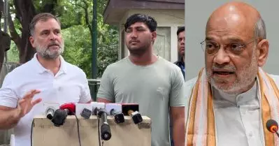 നിങ്ങളല്ലെങ്കില്‍ ആരാണ് പെല്ലറ്റ് ഗണ്ണിന് അനുമതി നല്‍കിയത്; സമരക്കാരെ അടിച്ചമര്‍ത്താന്‍ സിവില്‍ വേഷത്തില്‍ വന്നവര്‍ ആരാണ്: അമിത് ഷായോട് രാഹുല്‍