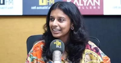 പുതിയ കുട്ടികൾക്ക് അത്തരം പ്രഷറുകളൊന്നുമില്ല, ഈ മാറ്റത്തിന്റെ നടുവിൽ പെട്ടുപോയത് ഞങ്ങളെപ്പോലുള്ളവരാണ്: സിത്താര കൃഷ്ണകുമാർ