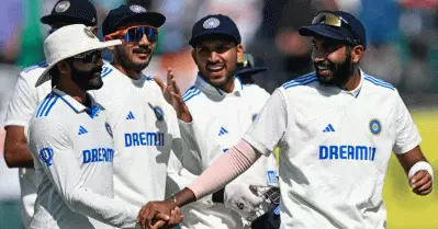 നൂറല്ല ഇരുന്നൂറല്ല, അതുക്കും മേലെ അറുന്നൂറ്; റണ്ണും വേണ്ട വിക്കറ്റും വേണ്ട, കളത്തിലിറങ്ങിയാല്‍ ചരിത്രം