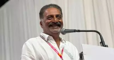 ഫാസിസ്റ്റ് ഭരണത്തിന്റെ അന്ത്യം അടുത്തു; ഇപ്പോൾ അത് കൂടതൽ ആത്മവിശ്വാസത്തോടെ പറയാൻ പറ്റും: പ്രകാശ് രാജ്
