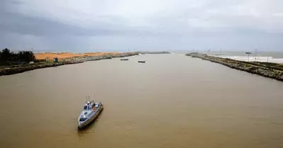 കടലില്‍ കാണാതായ മത്സ്യത്തൊഴിലാളികള്‍ക്കായുള്ള തെരച്ചില്‍ ഇന്നും തുടരും; തമിഴ്‌നാട് സര്‍ക്കാരിന്റെ സഹായം തേടും