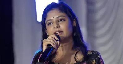 മീഡിയക്കാര്‍ മനഃപൂര്‍വം നമുക്ക് ചില നെഗറ്റീവ് സാധനങ്ങള്‍ തലയില്‍ വെച്ച് തരും: അഖില ഭാര്‍ഗവന്‍