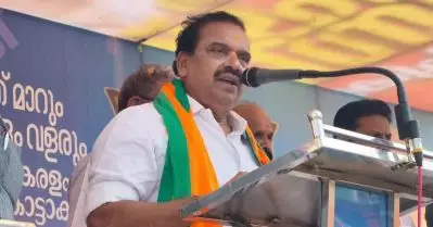 ‘ഭരണവും എക്സിക്യൂട്ടീവും മതമൗലികവാദികൾ ഹൈജാക്ക് ചെയ്യുന്നു’; കേരളം താലിബാനിസത്തിലേക്കെന്ന് പി.കെ. കൃഷ്ണദാസ്