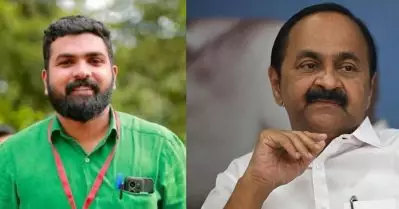 മുഖ്യമന്ത്രിയുടെ ഹെലികോപ്റ്റർ ലാൻഡിംഗിനായി ചിറ്റൂർ കോളേജിന് അവധി; എസ്.എഫ്.ഐ പരിപാടി തടഞ്ഞതിൽ പ്രതിഷേധം