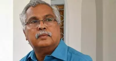 നെഹ്റു ജീവിച്ചിരുന്നെങ്കിൽ സതീശനെ ചൂലെടുത്ത് അടിച്ചേനെ; രൂക്ഷവിമർശനവുമായി ബിനോയ് വിശ്വം
