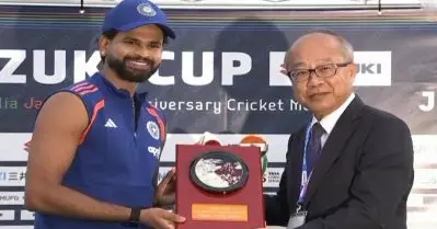 12 പന്തിലെ 16 റണ്‍സിന് പ്ലെയര്‍ ഓഫ് മാച്ച്! രോഹിത്തിന്റെ ലിസ്റ്റില്‍ ബുംറയ്ക്കും റെയ്‌നയ്ക്കുമൊപ്പം