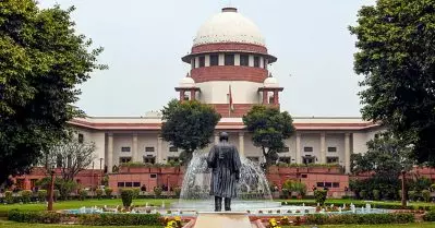 തെരഞ്ഞെടുപ്പ് കമ്മീഷണര്‍ നിയമനം: വിശാല ബെഞ്ചിലേക്ക് വിടണമോ എന്നതില്‍ സുപ്രീം കോടതിയില്‍ ഭിന്നവിധി