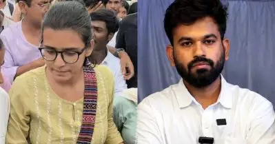 നേഹ ബോറ തന്നേക്കാള്‍ മികച്ചതെന്ന് പറഞ്ഞതിനെ അംഗീകരിച്ച് ദീപ്‌കെ; താരതമ്യമല്ല, ഐക്യദാര്‍ഢ്യമാണ് വേണ്ടതെന്ന് നേഹ